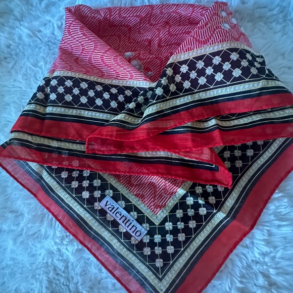 VALENTINO NECKERCHIEF - Picture 3 of 4